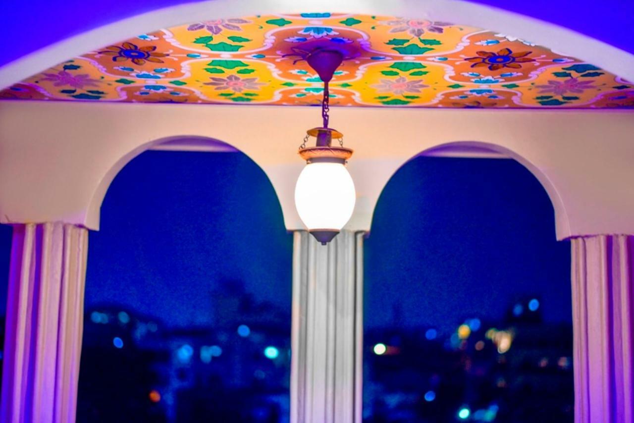 Отель Nahargarh Haveli Джапур Экстерьер фото